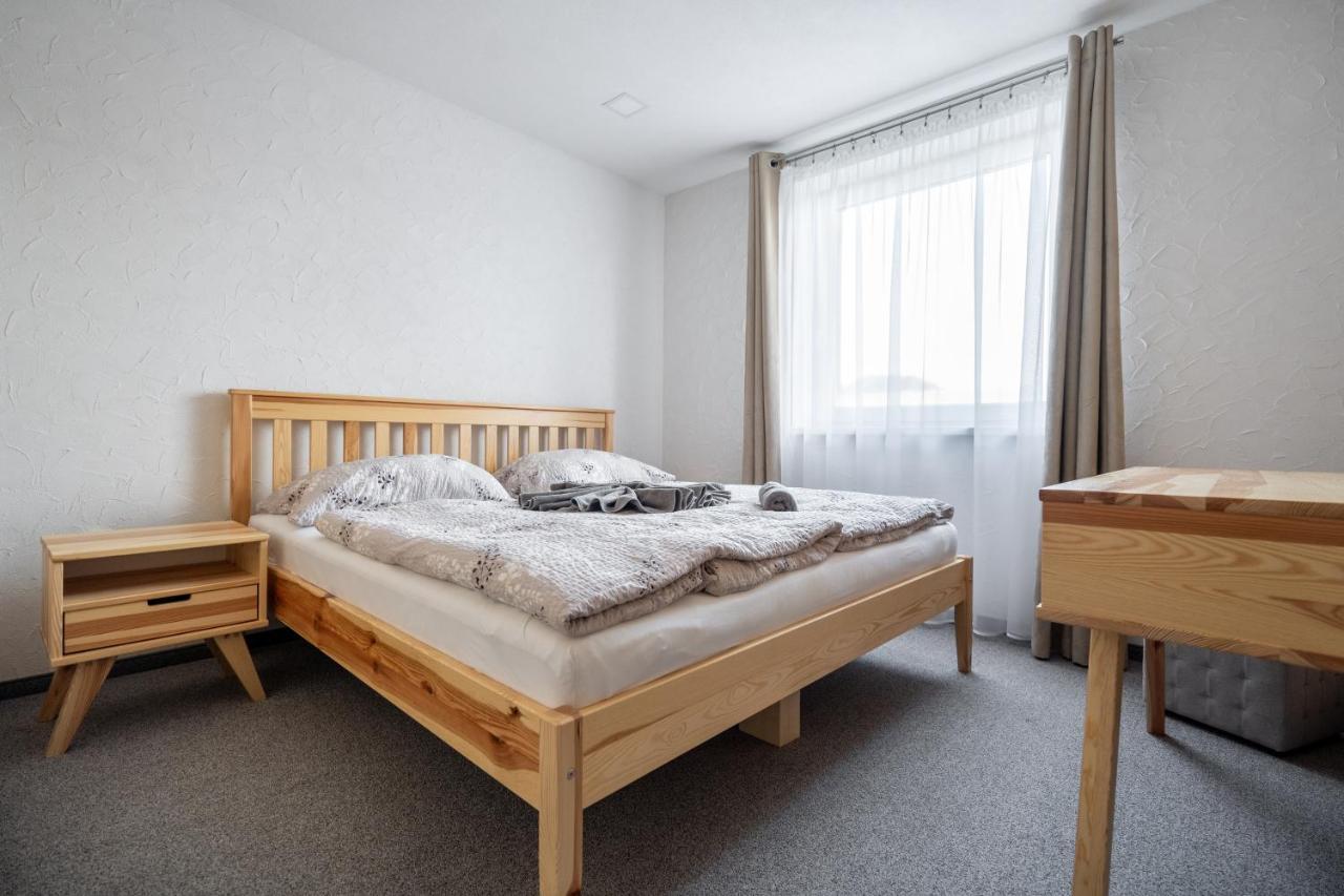 Apartmany Janka + Camp Besenova Luaran gambar
