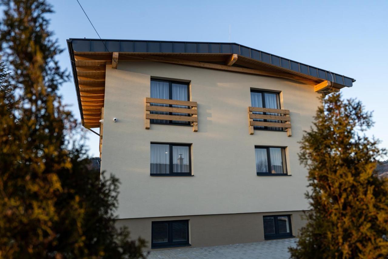 Apartmany Janka + Camp Besenova Luaran gambar