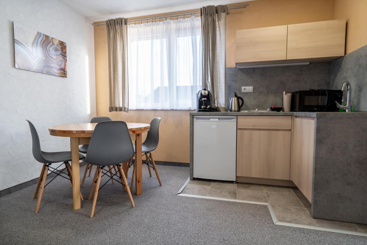 Apartmany Janka + Camp Besenova Luaran gambar