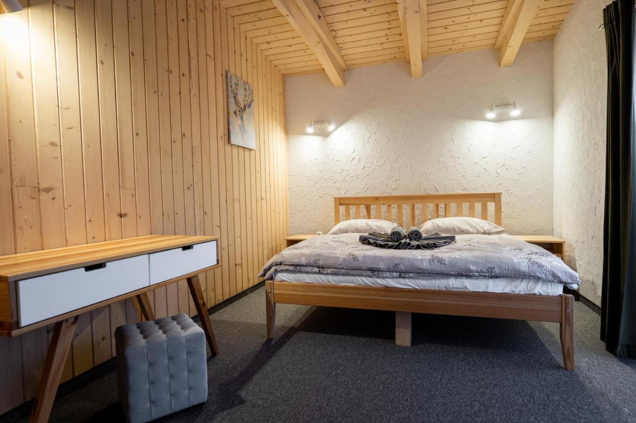 Apartmany Janka + Camp Besenova Luaran gambar