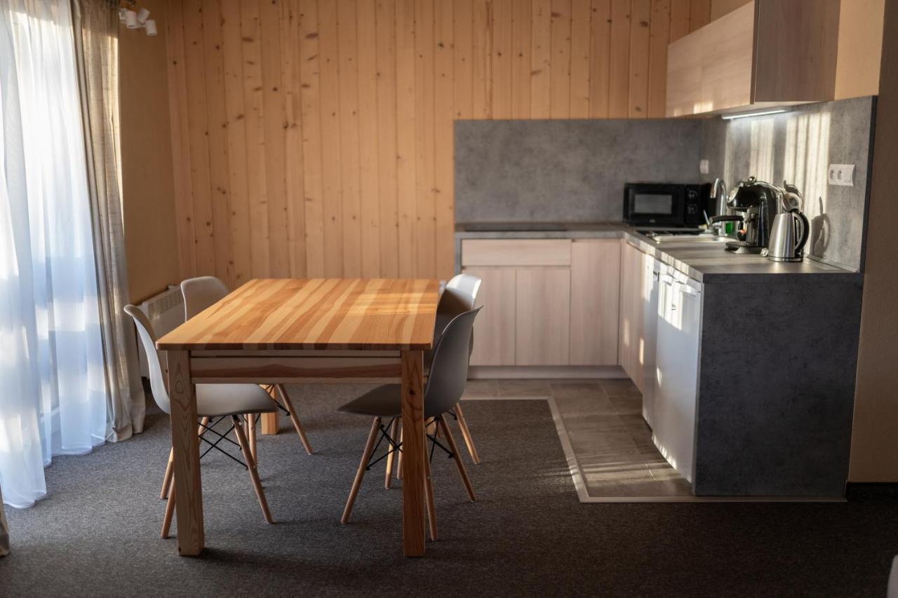 Apartmany Janka + Camp Besenova Luaran gambar