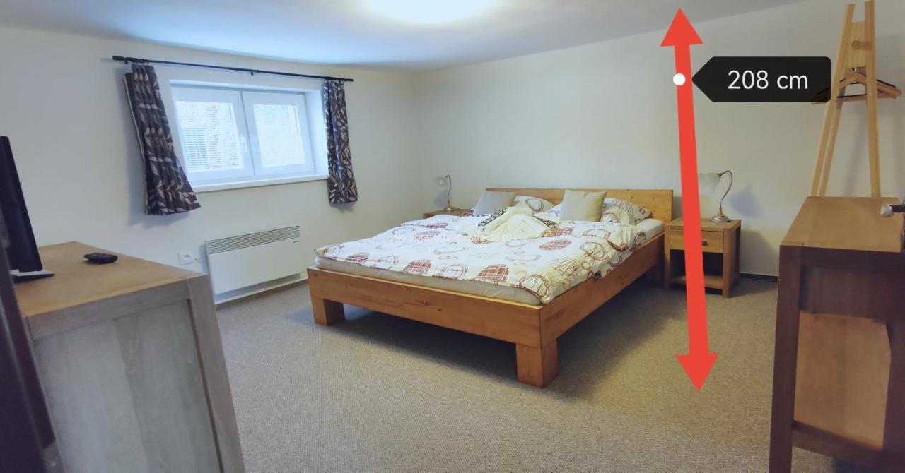 Apartmany Janka + Camp Besenova Luaran gambar