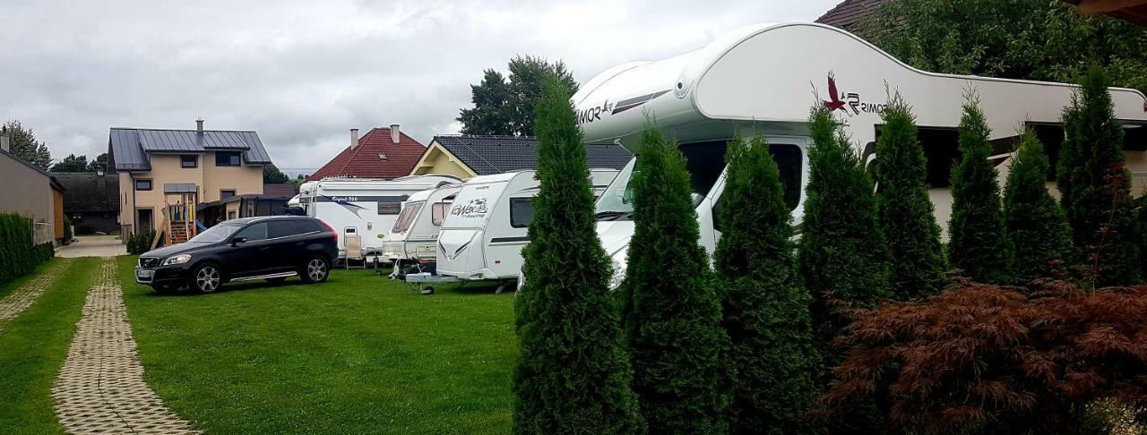 Apartmany Janka + Camp Besenova Luaran gambar